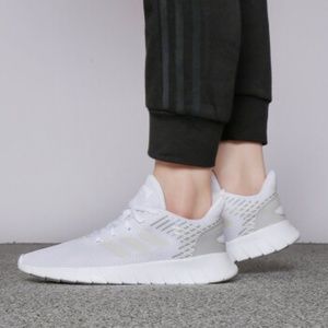 adidas women's asweerun shoes
